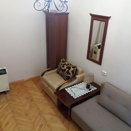 Apartament Pylnykarska 6 Lwów Zewnętrze zdjęcie