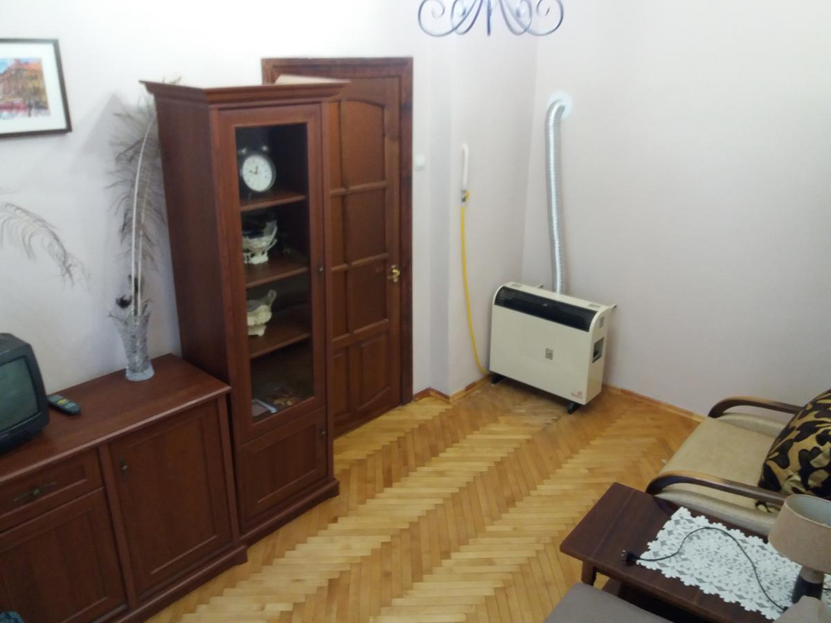 Apartament Pylnykarska 6 Lwów Zewnętrze zdjęcie